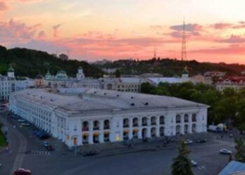Ткаченко предложил передать Гостиный двор на баланс Минкультуры