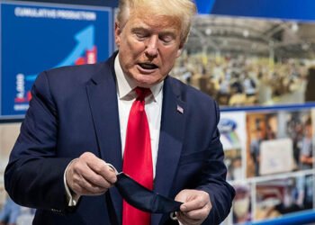 От Трампа ушли его адвокаты по делу об импичменте