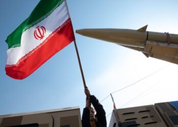 Иран привел ракеты в боевую готовность после угроз Трампа