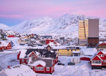 Борьба за Гренландию: премьер обвиняет США в агрессивном давлении