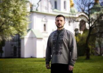 Пасхальное поздравление Президента Украины 2025: единство нации и ситуация на фронте