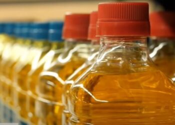 Ашан, Метро и Варус установили новые цены на подсолнечное масло, соль и сахар