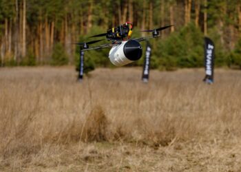 Украинские разработчики протестировали FPV-дроны на оптоволокне