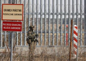 Польша ввела запрет на съемку военных объектов