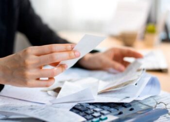 Украинцам обновили правила выплат субсидий: кого коснутся нововведения с середины апреля