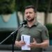 Зеленский предложил продлить военное положение и всеобщую мобилизацию
