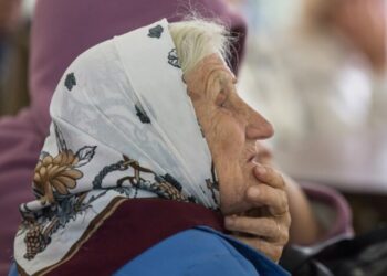 Украинцам придется работать до 63 лет: сколько стажа нужно для выхода на пенсию в 2025 году