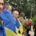 Сльози, зустрічі, реабілітація: кого повернули в Україну після трьох років полону