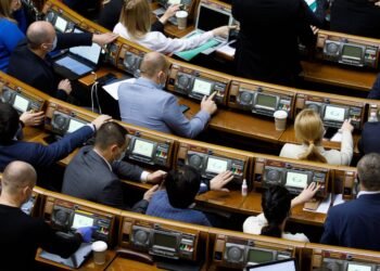 В Украине вступает в силу закон о лоббировании: что запрещено продвигать