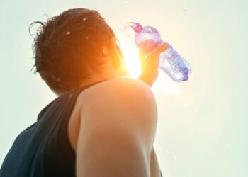 Лето готовит “прощальный удар”: Диденко рассказала, как мощная жара накроет всю Украину