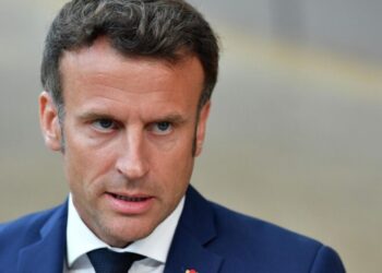 Макрон заявил о критически важном периоде для Украины