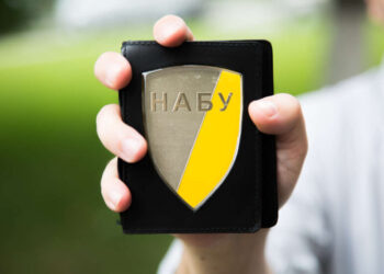 В Украине вспыхнул коррупционный скандал с ракетами “Фламинго”: что происходит