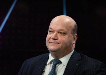 Дипломат назвал три сценария окончания войны в Украине: капитуляции не будет, но и мира тоже