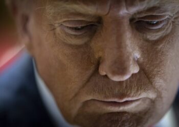 “Абсурдная война”: Трамп раскрыл огромные потери России в Украине