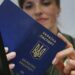 Помощь украинским беженцам в Европе: какие страны дают квартиру, деньги и работу