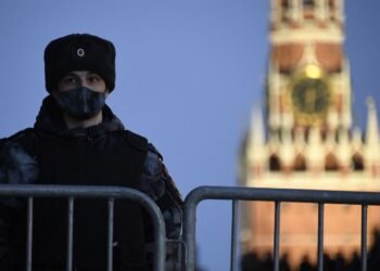 Кремль усилил антимиграционную риторику и создает из мигрантов “внешнего врага”, – СВРУ