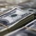 Минфин сокращает объем валютных облигаций в обращении.