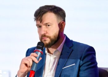 “Разочарование неизбежно”: Улютин о нереалистических социальных программах