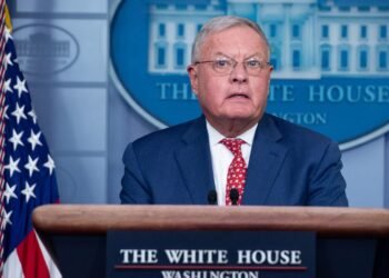 Спецпредставитель президента США Келлог прибыл в Киев: первые подробности