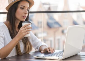 Спрос на этих работников взлетел на 38%: работодатели готовы платить даже без опыта