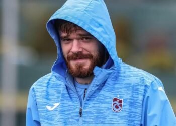 Клуб АПЛ обратился к Трабзонспору, чтобы подписать украинского футболиста
