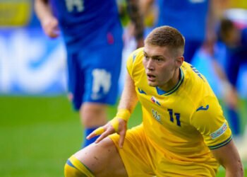 Рома решила продать Довбика. Римляне выбрали новый клуб для Артема