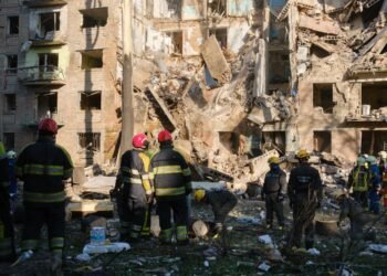 “Триколор и закрытые двери ЕС”: Украина осудила Грузию за кадры войны для рекламы