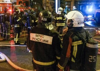 Оккупированный Донецк под массированной атакой дронов: в городе слышны взрывы