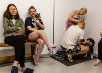 Украину атакуют российские дроны: где угроза ударов