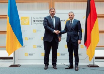 Киев и Берлин обсудили приоритетные вопросы финансовой поддержки Украины.