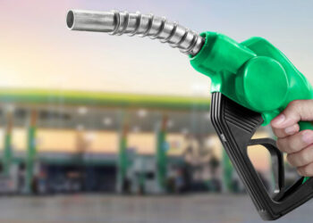 Цены на бензин в России достигли исторического максимума