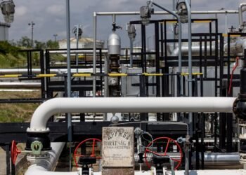 Удар по нефтепроводу “Дружба” не влияет на Венгрию и Словакию, – Еврокомиссия