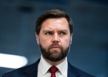 Tomahawk для Украины: США обсуждают передачу, но решение за Трампом, – Вэнс