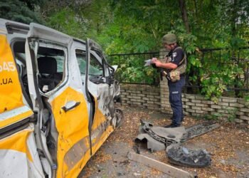 Полиция показала эвакуацию из Яровой, где россияне убили 25 человек (видео)