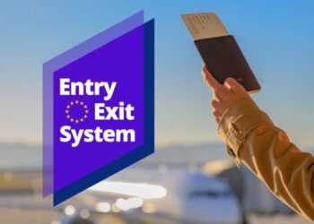 Европа ужесточит правила въезда для украинцев: какие документы потребуют