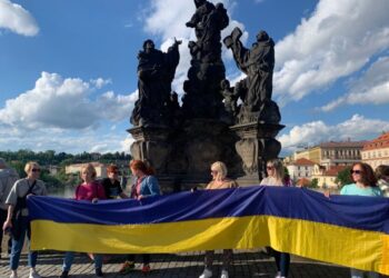 Инициатива Чехии по боеприпасам для Украины под угрозой: Politico узнал, в чем дело