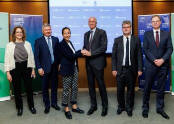 Украинский госбанк подписал два соглашения с IFC на $120 млн для поддержки бизнеса.