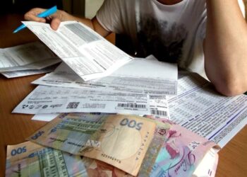 Долги за коммуналку бьют рекорды: в каких регионах задолжали больше всего