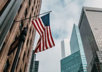 США ужесточили визовую политику: как это коснется украинцев