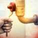 Не только Венгрия и Словакия: кто в ЕС продолжает покупать нефть и газ из РФ