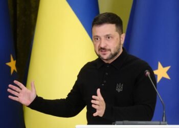 Россия ударами по железной дороге хочет устроить в Украине общественный взрыв, – Зеленский