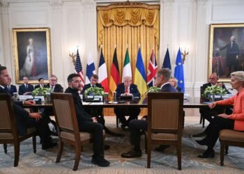Зеленский и европейские лидеры завтра проведут разговор с Трампом