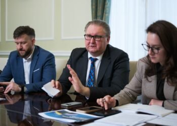 Как Украина будет двигаться в ЕС, пока Венгрия не снимет вето: объяснение Качки