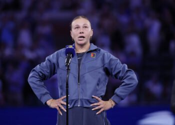 ФОТО. Анисимова заплакала после второго проигранного финала Grand Slam