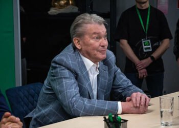 Блохин обиделся на Суркиса: «Сейчас наверняка не платят две копейки»