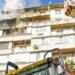 Рятувальники витягували людей із пекла: пожежа у багатоповерхівці Києва