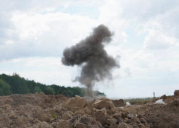 Сильні вибухи в Києві та області: КОВА звернулась до громадян