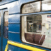Наслідки атаки БпЛА: потяги в метро Києва курсують із обмеженнями, – деталі