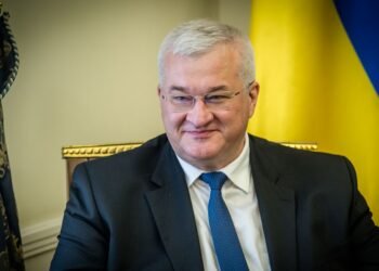 Первый звонок – в Украину: Сибига поговорил с новоназначенной главой МИД Британии