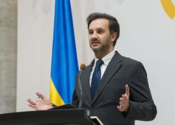 Украина пригрозила последствиями СМИ, которые “катались” в пресс-тур с оккупантами